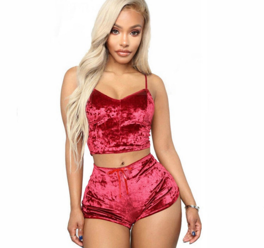 Lady Burgandy Short Set **gift box included**